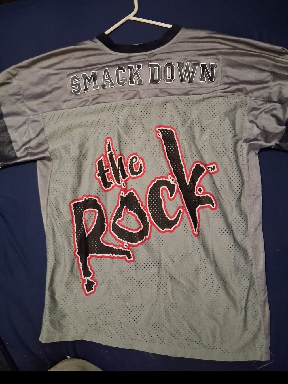 WWF The Rock SmackDown "THE CORPORATE EYE" XL JERSEY